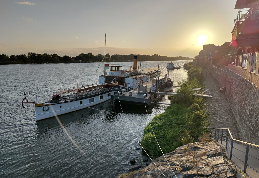 Titelbild - Nordtour 1 - Lauenburg am Hafen